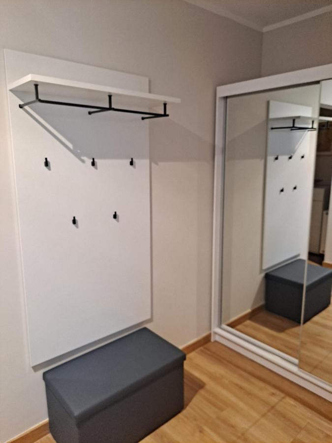 Apartament Sarna Jelenia Góra Exteriör bild
