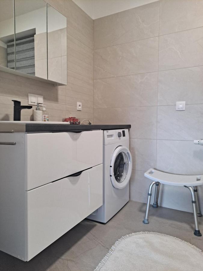 Apartament Sarna Jelenia Góra Exteriör bild