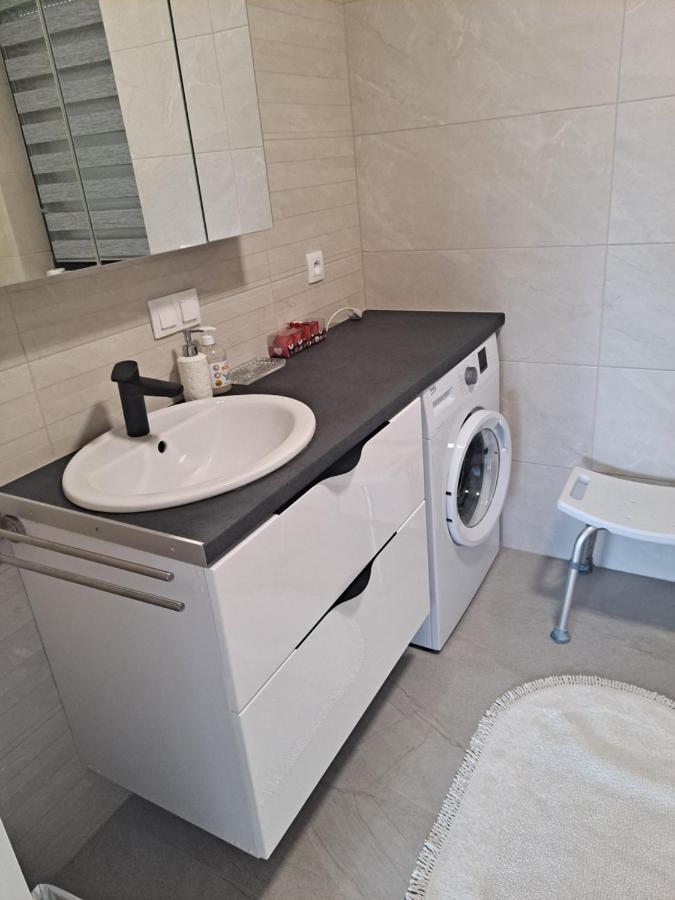 Apartament Sarna Jelenia Góra Exteriör bild